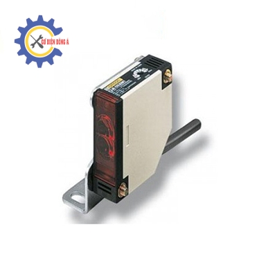 Cảm biến quang Omron E3JK-RN12 2M (phản xạ gương)
